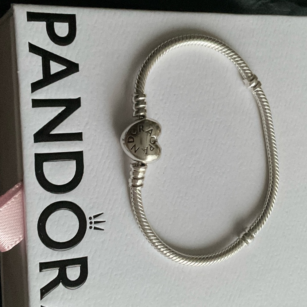 Pandora 925 STERLING SILVER Heart Charm Bracelet 7 .1 INCHES